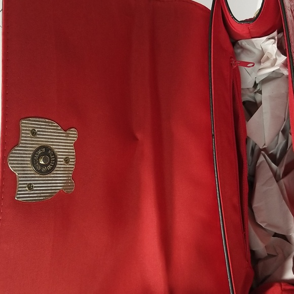 Red Handbag with Straps, Crocodile Pattern, Tiger Head Design Snap Closure NWOT - Picture 6 of 12